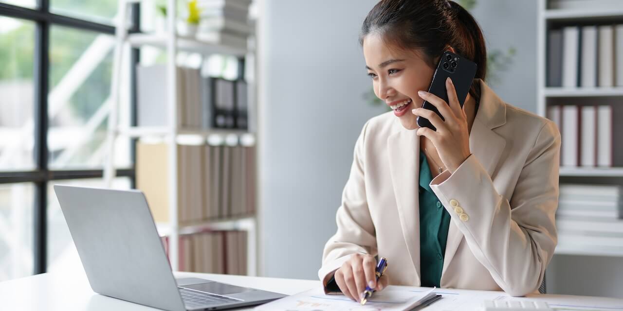healthcare administrator evaluating print costs